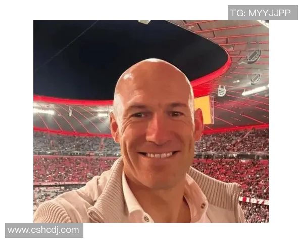 广州篮球队团队协作展现出色大满贯点评其默契配合与战术执行力 广州篮球队团队协作展现出色大满贯点评其默契配合与战术执行力